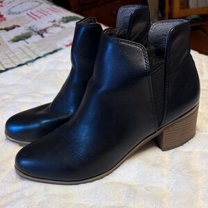 Dr. Scholls Black Leather Ankle Boots - Size 9.5